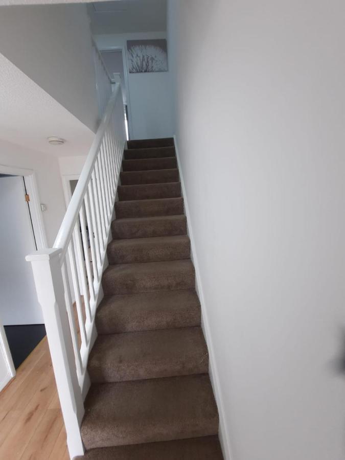 Two Bedroom Luxury House Thamesmead  외부 사진