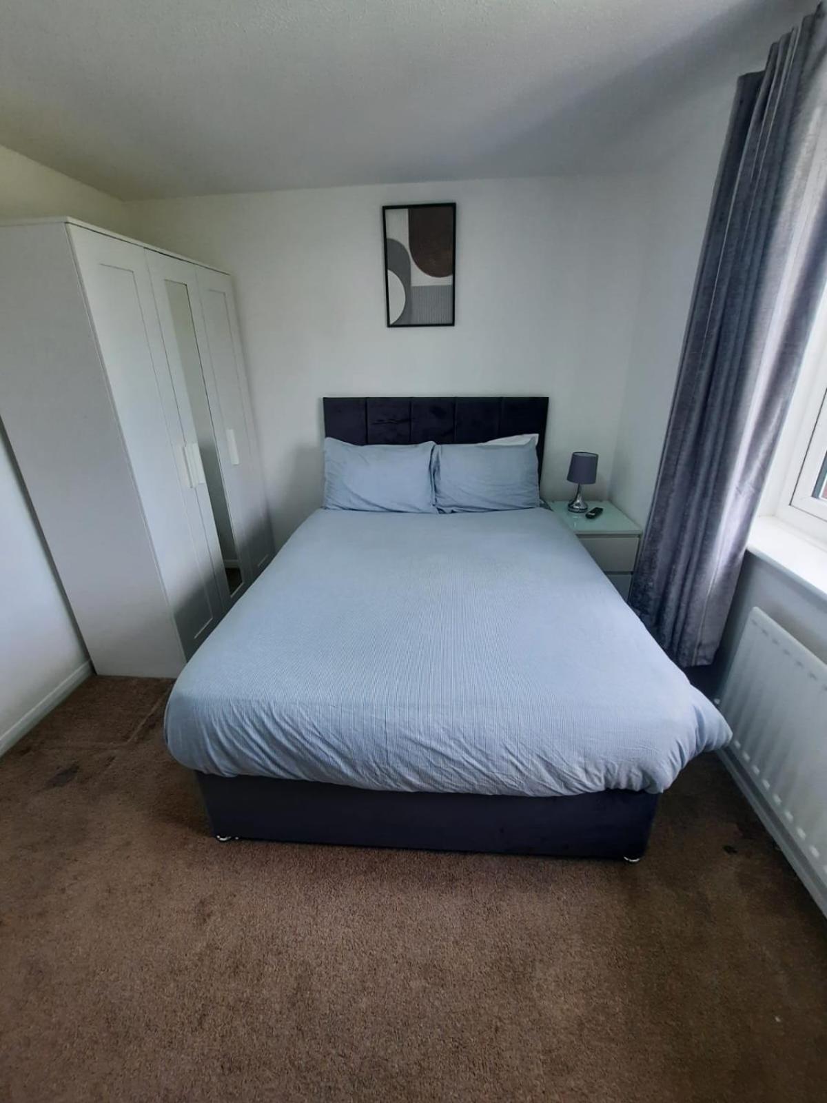 Two Bedroom Luxury House Thamesmead  외부 사진